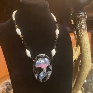 Chic Black and Pink Floral MOP Pendant Necklace